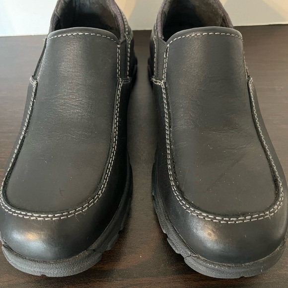 Black Leather Loafers with Contrast Stitching - Picture 1 of 8